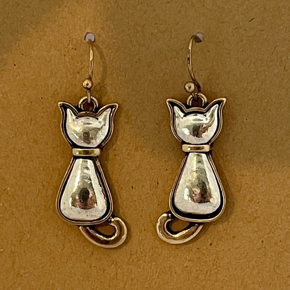 Jewelry - DANGLE cat earring two tone hypoallergenic CUTE